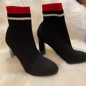 🆕 Calvin Klein sock knit bootie